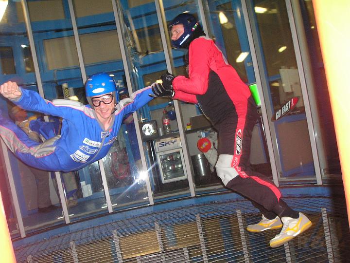 Indoor Skydive 12 augustus 2007 (24).JPG